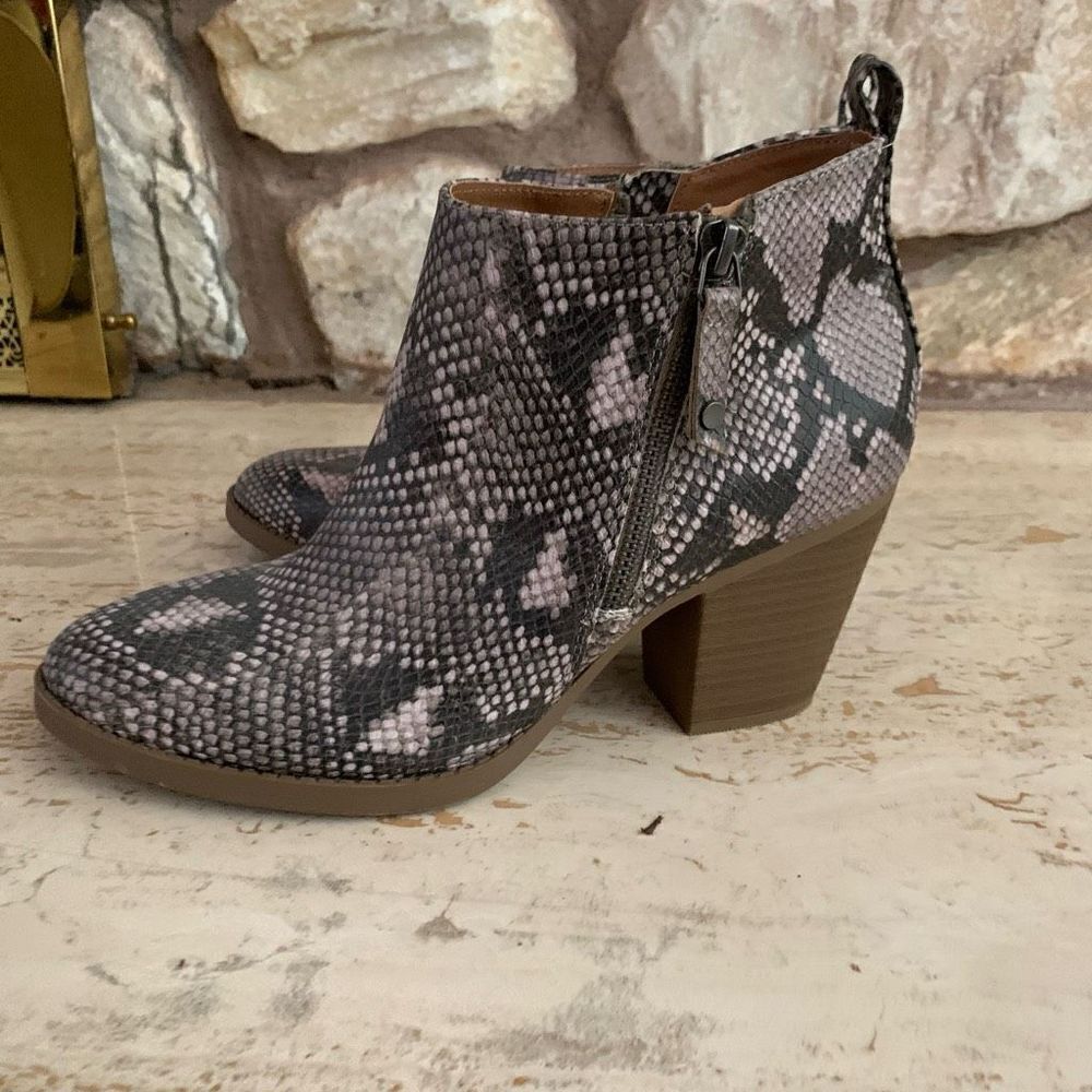 Universal thread snake print boots - Picture 7 of 10